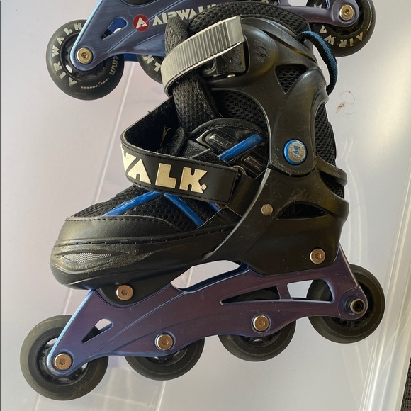 Airwalk Kids Inline Skates - Black and Blue roller blade. - Picture 2 of 9